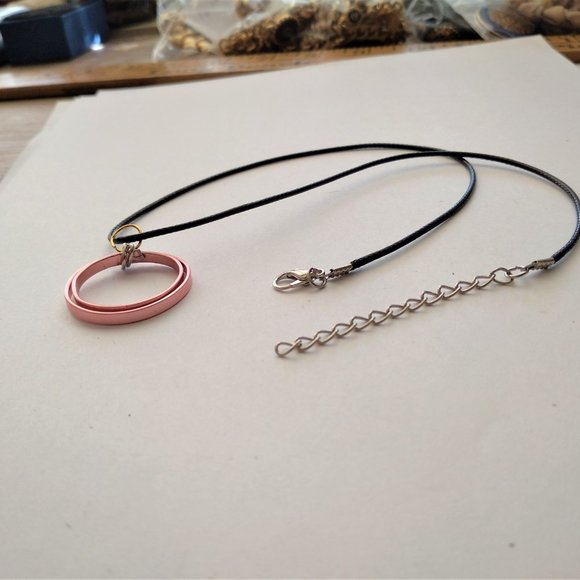 Coppertone spun aluminum disk with black rope adjustable chain handcrafted - Picture 2 of 6